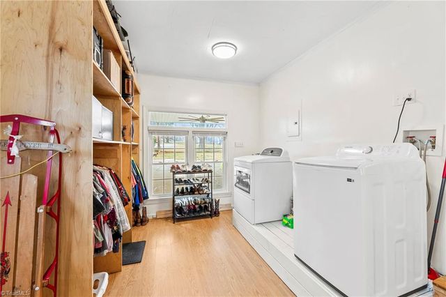 210 Avondale Drive, Lexington, NC 27295
