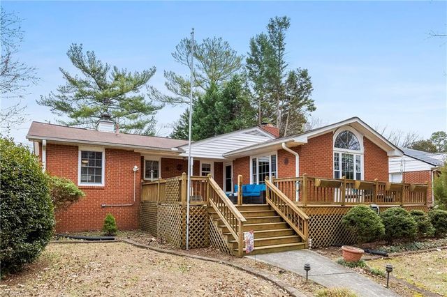 210 Avondale Drive, Lexington, NC 27295