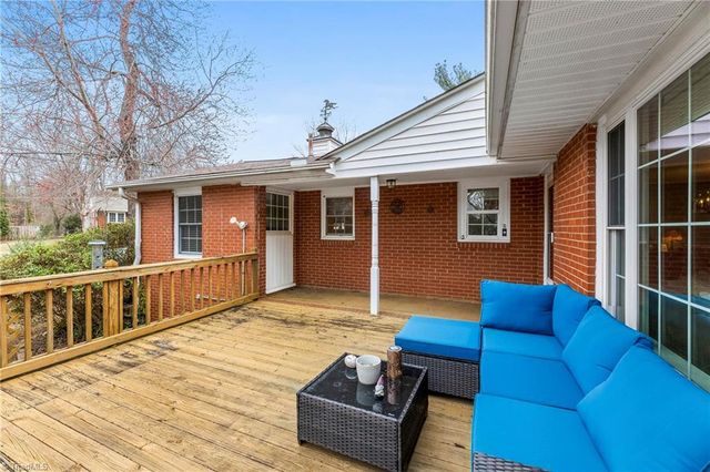 210 Avondale Drive, Lexington, NC 27295