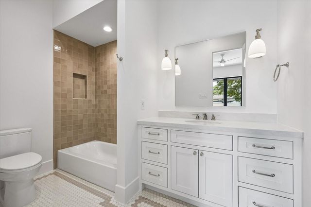 1328 Mickey Way, Spring Valley Village, TX 77055