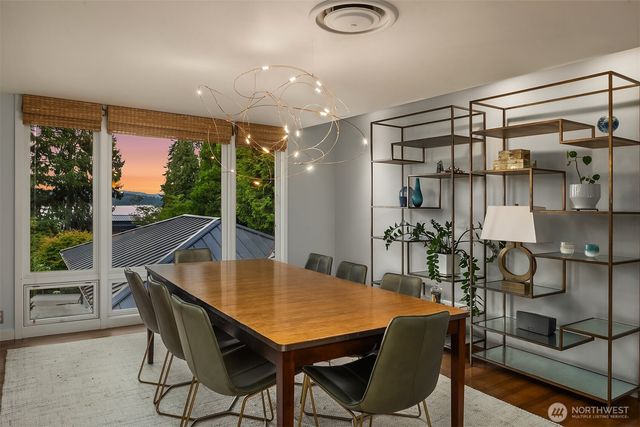 6340 NE Windermere Road, Seattle, WA 98105