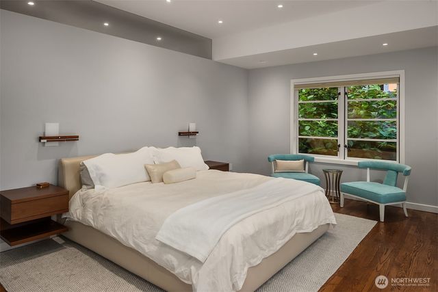 6340 NE Windermere Road, Seattle, WA 98105