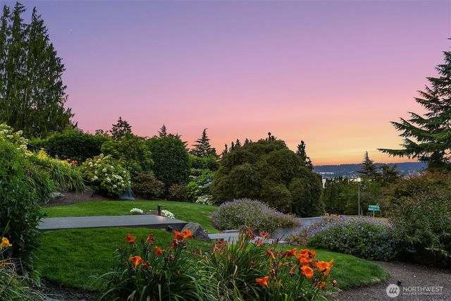 6340 NE Windermere Road, Seattle, WA 98105