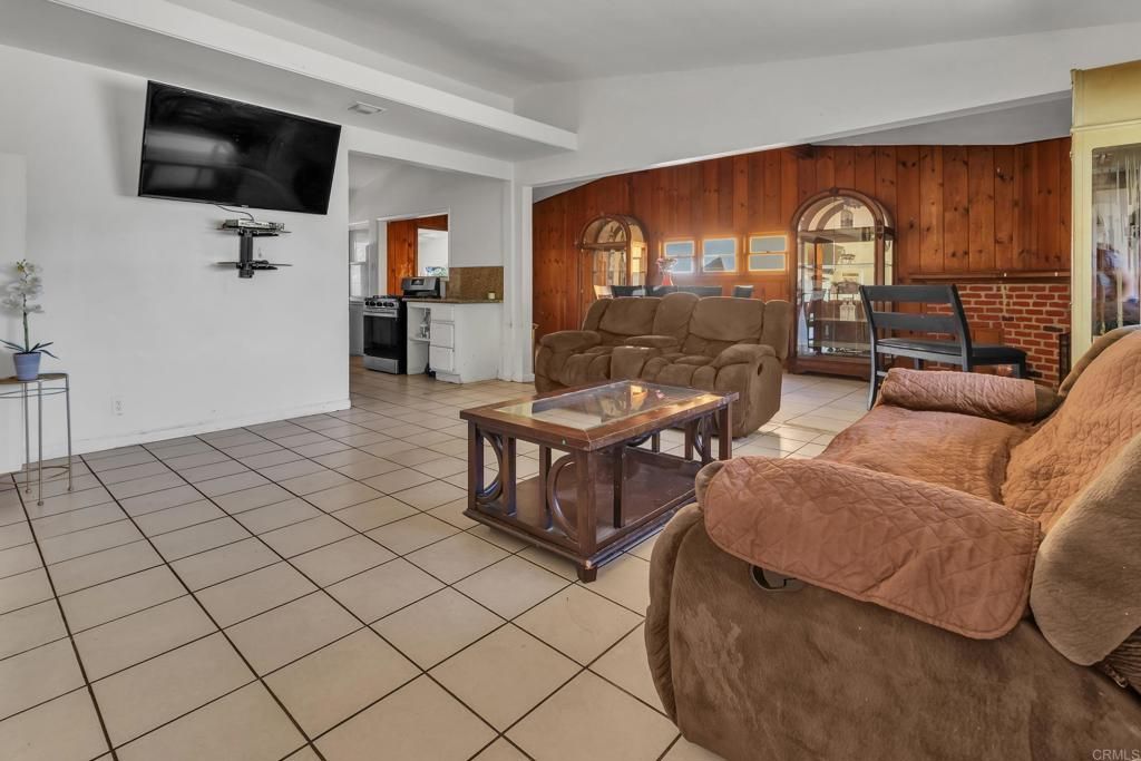 610 W 11th Avenue, Escondido, CA 92025 — photo 4
