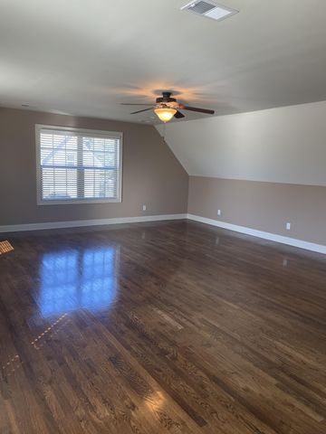 2505 Pebblecreek LN, Murfreesboro, TN 37130