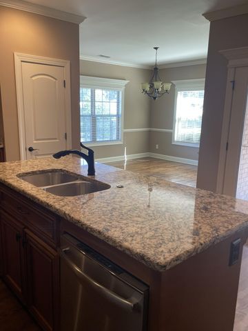 2505 Pebblecreek LN, Murfreesboro, TN 37130