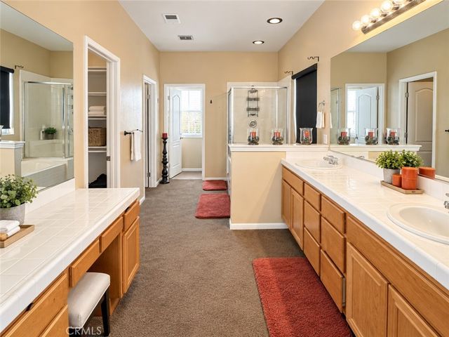 176 Nightfall, San Jacinto, CA 92582