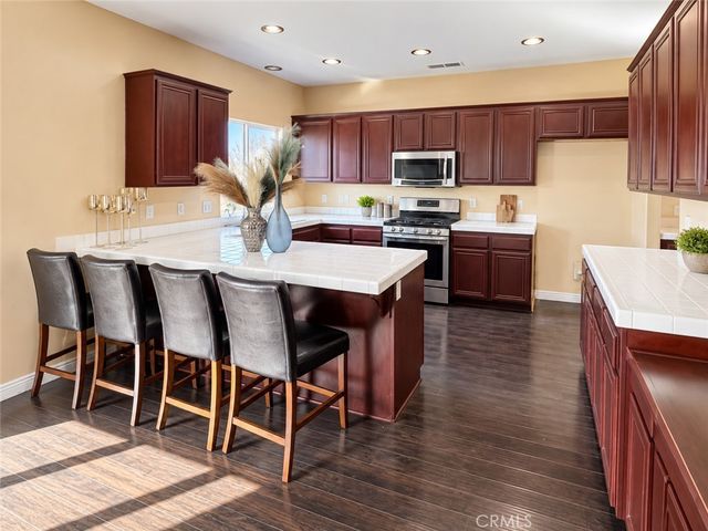 176 Nightfall, San Jacinto, CA 92582