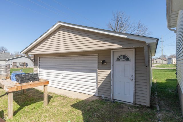 820 Hustedt Street, Seymour, IN 47274