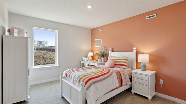 308 Saint Michael Way, Findlay Twp, PA 15126