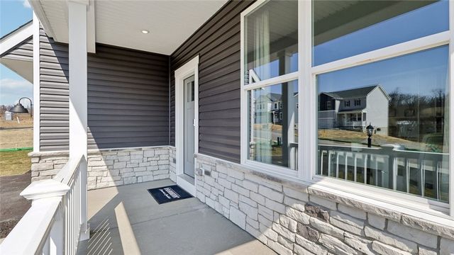 308 Saint Michael Way, Findlay Twp, PA 15126