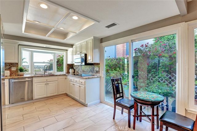 22522 Conil, Mission Viejo, CA 92691