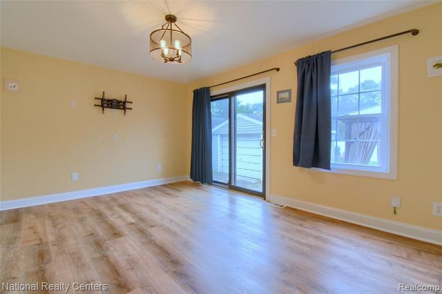 2463 Cummings Avenue, Berkley, MI 48072