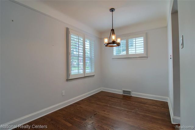2463 Cummings Avenue, Berkley, MI 48072