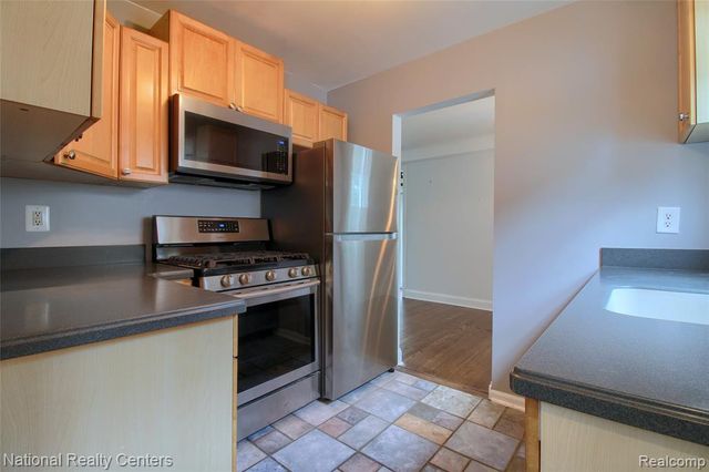 2463 Cummings Avenue, Berkley, MI 48072