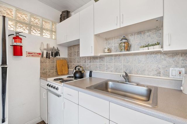 1111 E Palm Canyon Drive 104, Palm Springs, CA 92264