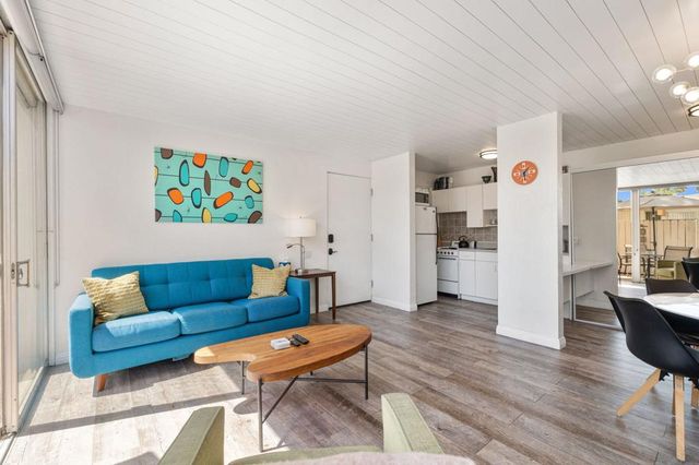1111 E Palm Canyon Drive 104, Palm Springs, CA 92264