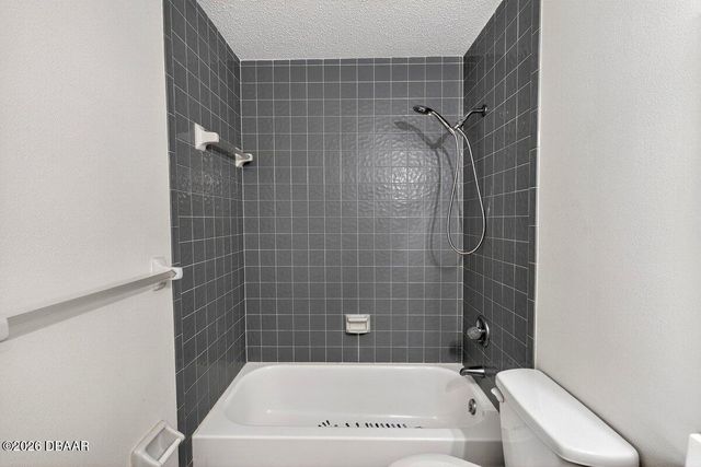 3333 S Ridgewood Ave Apt 15, Port Orange, FL 32129