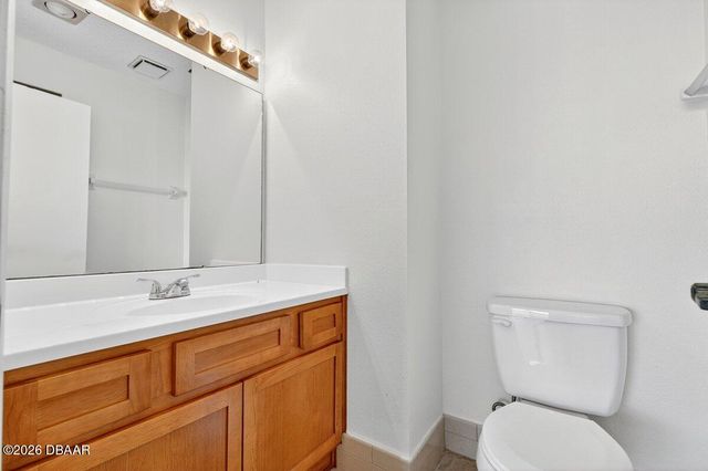 3333 S Ridgewood Ave Apt 15, Port Orange, FL 32129