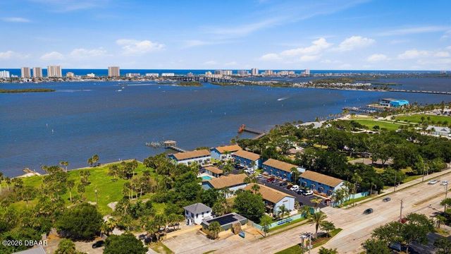 3333 S Ridgewood Ave Apt 15, Port Orange, FL 32129
