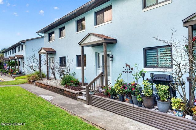 3333 S Ridgewood Ave Apt 15, Port Orange, FL 32129