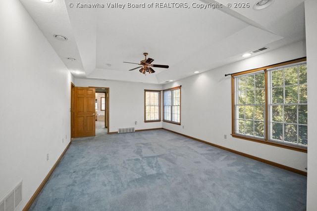 129 Leslie Drive, Scott Depot, WV 25560