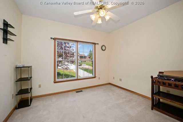 129 Leslie Drive, Scott Depot, WV 25560