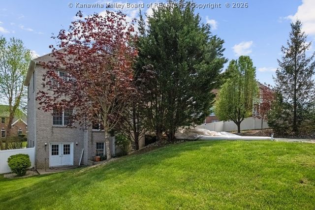 129 Leslie Drive, Scott Depot, WV 25560