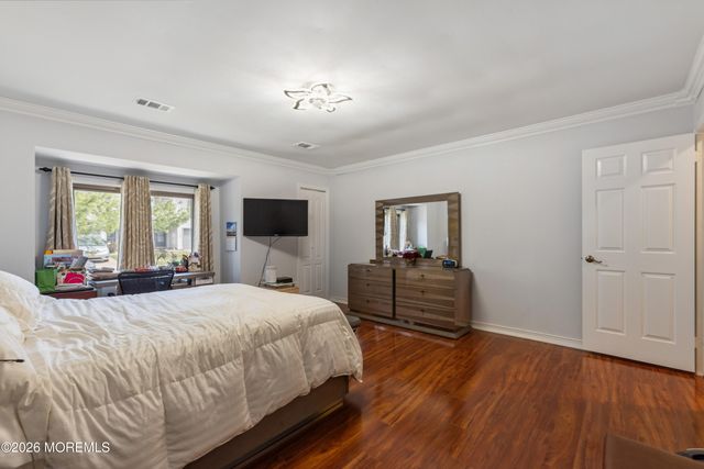 92 Lexington Circle, Matawan, NJ 07747