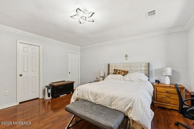 92 Lexington Circle, Matawan, NJ 07747