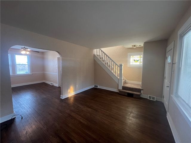 2931 Clermont Ave, Brentwood, PA 15227