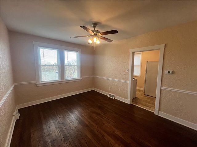 2931 Clermont Ave, Brentwood, PA 15227