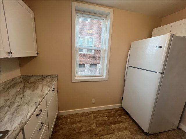 2931 Clermont Ave, Brentwood, PA 15227