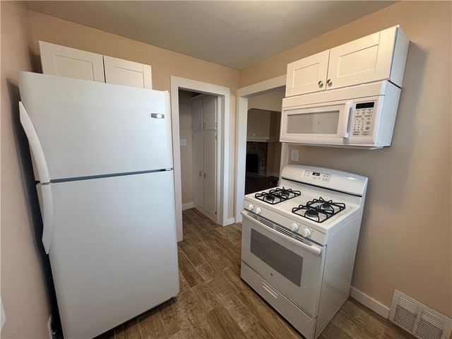 2931 Clermont Ave, Brentwood, PA 15227