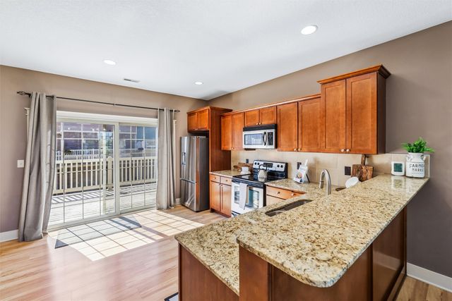 3600 SE Glenstone Drive 206, Grimes, IA 50111