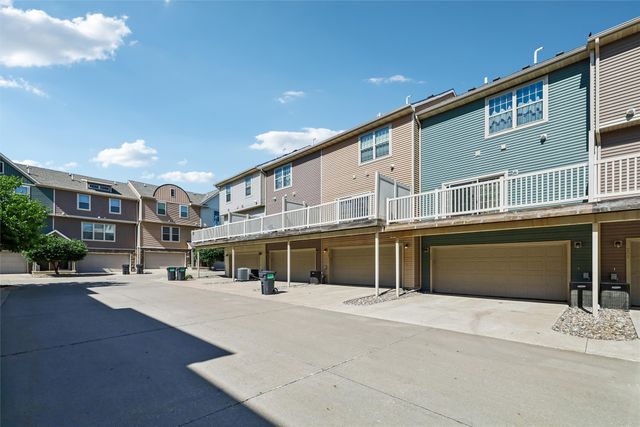 3600 SE Glenstone Drive 206, Grimes, IA 50111