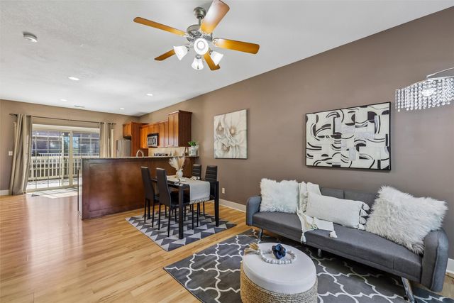 3600 SE Glenstone Drive 206, Grimes, IA 50111