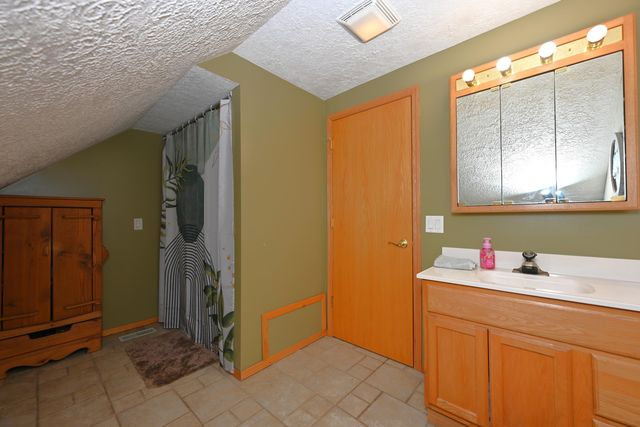 12966 Union Road, Culver, IN 46511