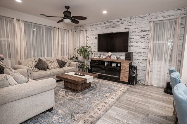 30565 Ticonderoga, Murrieta, CA 92563