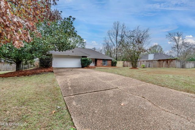 409 Hawthorne Drive, Madison, MS 39110