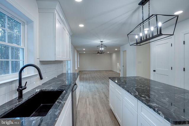 1427 WILLIAMSTOWN ERIAL RD, Sicklerville, NJ 08081