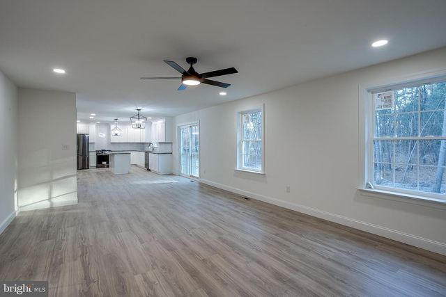 1427 WILLIAMSTOWN ERIAL RD, Sicklerville, NJ 08081