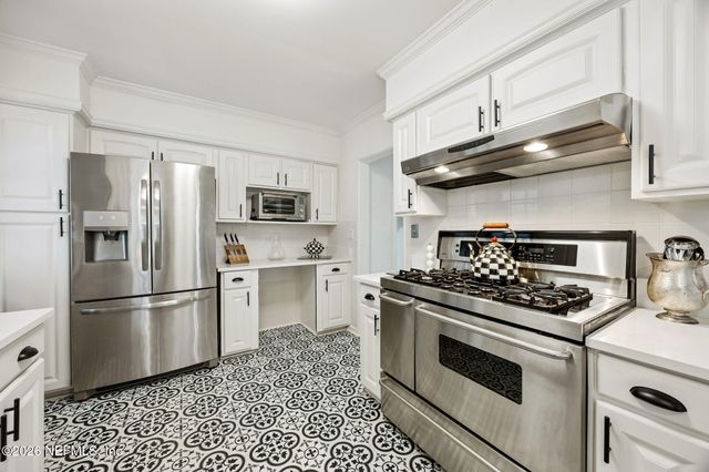 1204 MORVENWOOD Road, Jacksonville, FL 32207