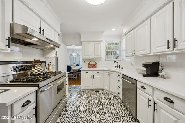1204 MORVENWOOD Road, Jacksonville, FL 32207