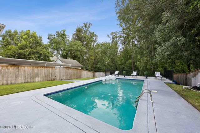 1204 MORVENWOOD Road, Jacksonville, FL 32207
