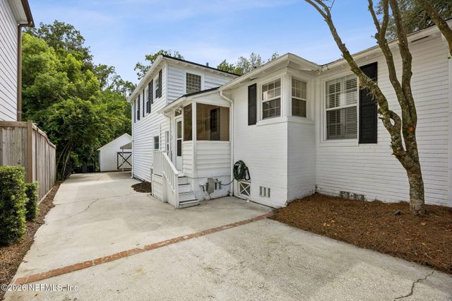 1204 MORVENWOOD Road, Jacksonville, FL 32207