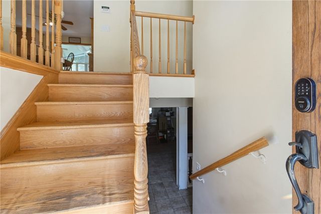 861 Greenville Avenue, Johnston, RI 02919