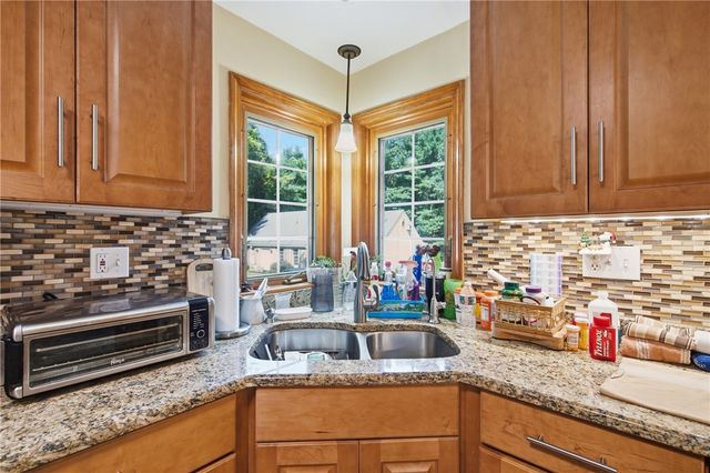 861 Greenville Avenue, Johnston, RI 02919
