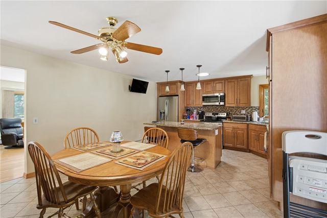 861 Greenville Avenue, Johnston, RI 02919