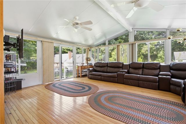 861 Greenville Avenue, Johnston, RI 02919